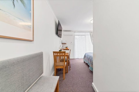 Abby's Poolside Retreat 1 - Accommodation in Brisbane 1