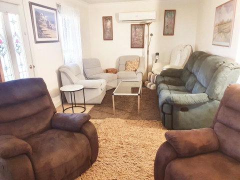 Abelia Cottages Botanical - Accommodation in Brisbane 2