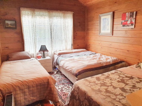 Abelia Cottages SPA Lakeside COTTAGE No 2 - Accommodation in Brisbane 3