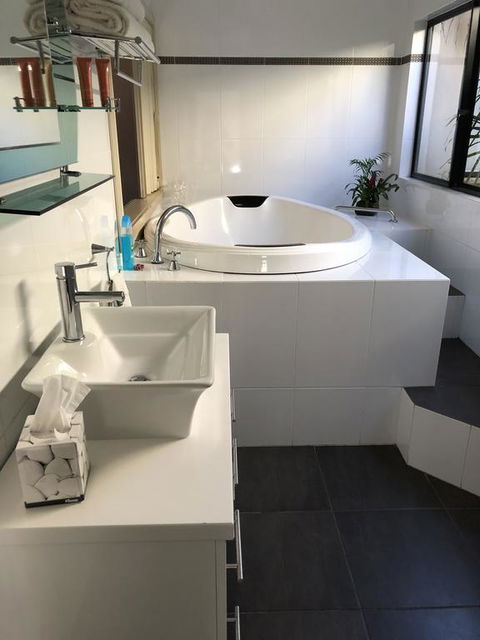 About Time Retreats- Studio Seven - Accommodation in Brisbane 1