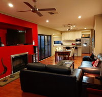 About Time Retreats- Studio Seven - Accommodation in Brisbane
