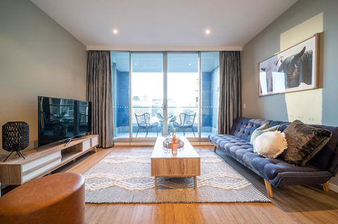 Above The Square On Hindmarsh-Pool - Gym - Carpark - Accommodation in Brisbane 0