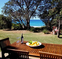 Absolute Beachfront Mollymook - Accommodation in Brisbane