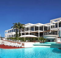 Absolute Beachfront Opal Cove Resort - Accommodation in Brisbane