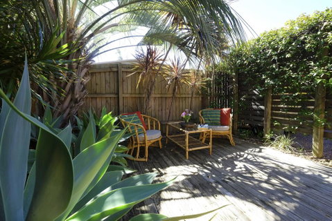 ACACIA - WEEKLY ONLY - Accommodation in Brisbane 0