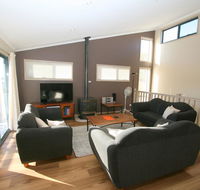 Acacia 5/2 Kirwan Close - Accommodation in Brisbane