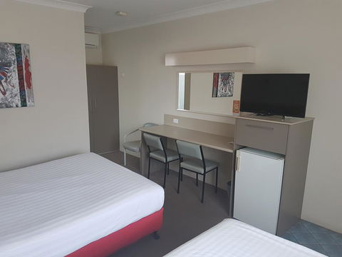 Acacia Motel - Accommodation in Brisbane 2