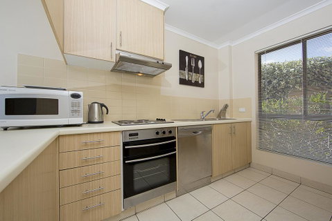 Accommodate Canberra - Kingston Court - Accommodation in Brisbane 3