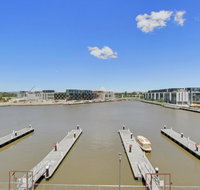 Accommodate Canberra - The Pier - Accommodation in Brisbane
