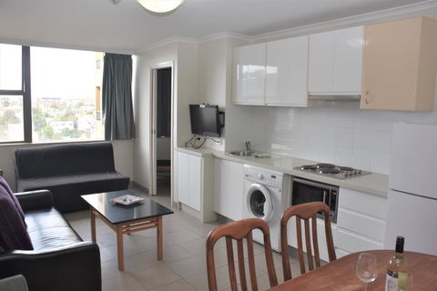 Accommodation Sydney City Centre - Hyde Park Plaza 3 Bedroom 1 Bathroom Apartment - Accommodation in Brisbane 2