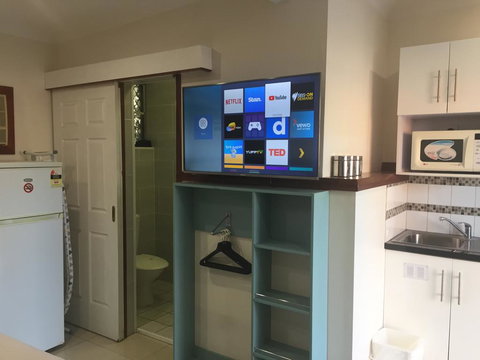 Across Country Motel And Serviced Apartments - Accommodation in Brisbane 2