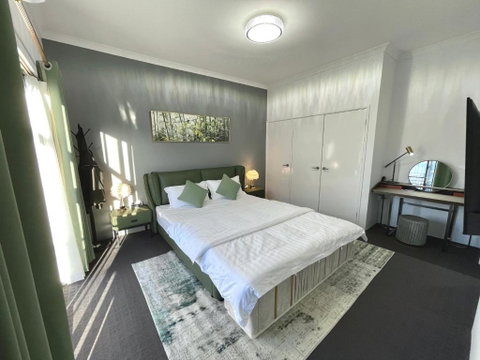 Equitice Spring Moonlight Villa - Accommodation in Brisbane 4