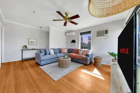 Fantastic 3BR Near North Shore Beach - Accommodation in Brisbane 0