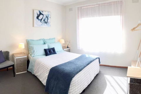 FERNLY BFast, WiFi Nflx AC Walk2Pizza Liquor Deli, - Accommodation in Brisbane 0