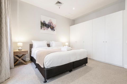 Fabulous Collins Street Luxury 2 BR Apartment - Accommodation in Brisbane 3