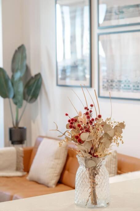 FV Peppers 2BR 2BA W Parking, Shared Spa, Gym, Pool - Accommodation in Brisbane 2