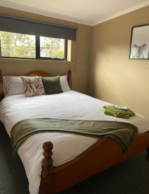 Great Lakes Wilderness Three Bedroom Home - Accommodation in Brisbane 4