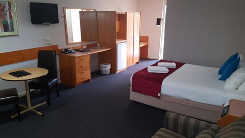 Hilltops Retreat Motor Inn - Accommodation in Brisbane 3