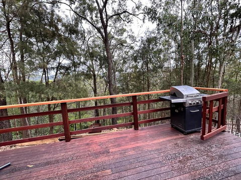 Hill Dweller Hideout - Accommodation in Brisbane 1