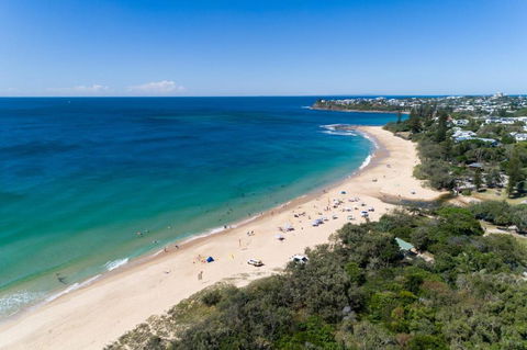 Iluna At Dicky Beach - Accommodation in Brisbane 2