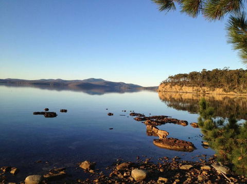 Impression Bay Lodge - Waterfront Property - Accommodation in Brisbane 0