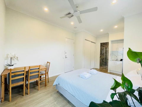 Independent Room With Onsuite And Small Kitchen - Accommodation in Brisbane 3