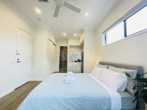 Independent Room With Onsuite And Small Kitchen - Accommodation in Brisbane 0