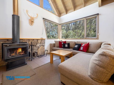 Indi Chalet - Accommodation in Brisbane 0