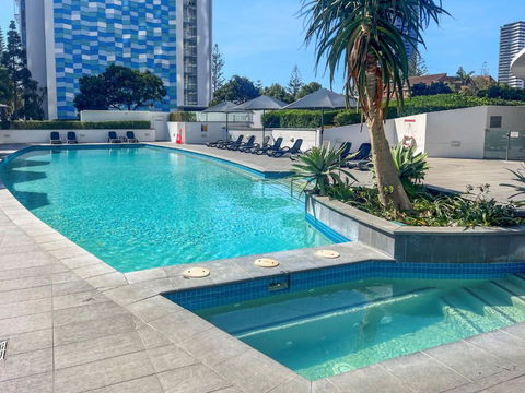 Incredible Ocean Views 3 Bed 18th Floor - Accommodation in Brisbane 2