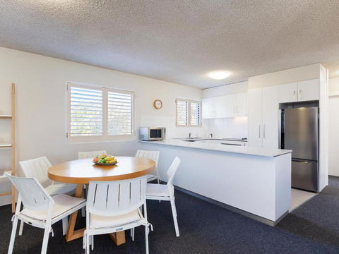 Intrepid 1 3 Intrepid Close Amazing Views Of Shoal Bay Only 100m From The Beach - Accommodation in Brisbane 2