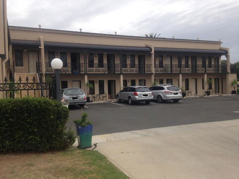 Inverell Terrace Motor Lodge - Accommodation in Brisbane 2