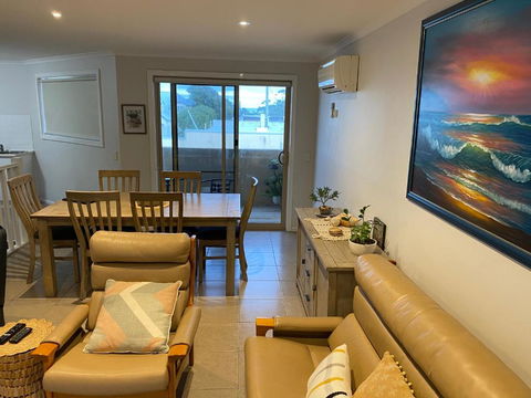 Inverloch Cabins & Apartments - Accommodation in Brisbane 2