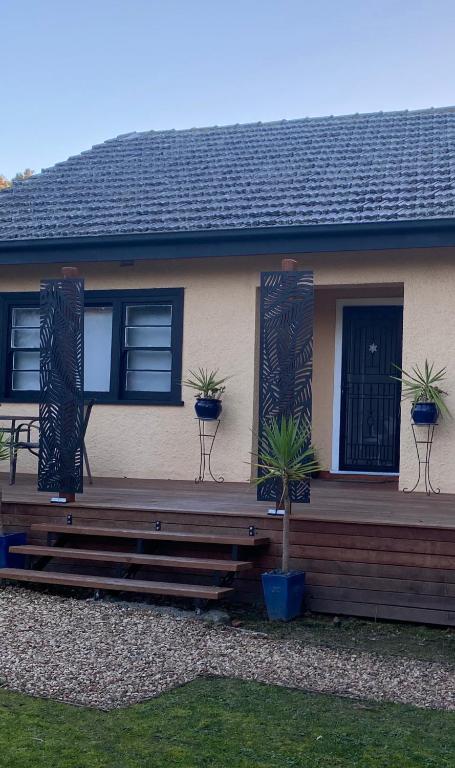 Inverloch Seaside Getaway - Accommodation in Brisbane 0