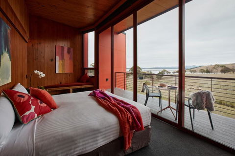 Iron Creek Bay Estate - Accommodation in Brisbane 0