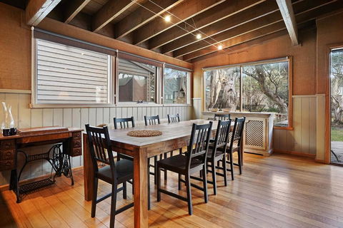 Ironbark - Accommodation in Brisbane 2