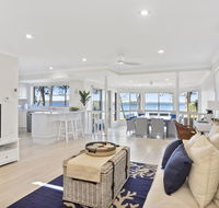 Adrift Retreat - St Georges Basin Waterfront Home - Accommodation in Brisbane
