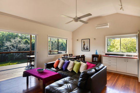 Afterglow Cottages - Accommodation in Brisbane 1
