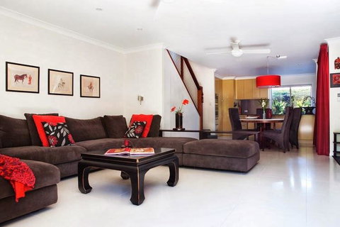 Akai Hana - Accommodation in Brisbane 2