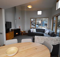 Akuna 3 - Accommodation in Brisbane
