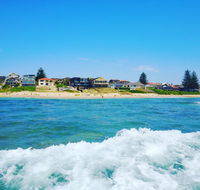 Al Mare Beachfront Retreat - Accommodation in Brisbane