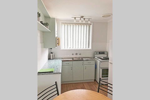 Albatross - Unit 6 - Accommodation in Brisbane 1
