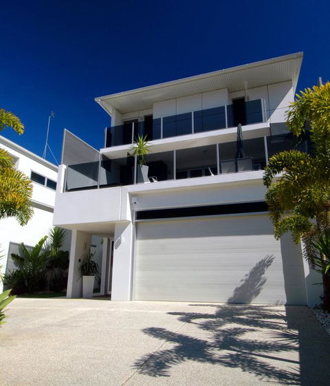 Alex Beach House - Accommodation in Brisbane 3