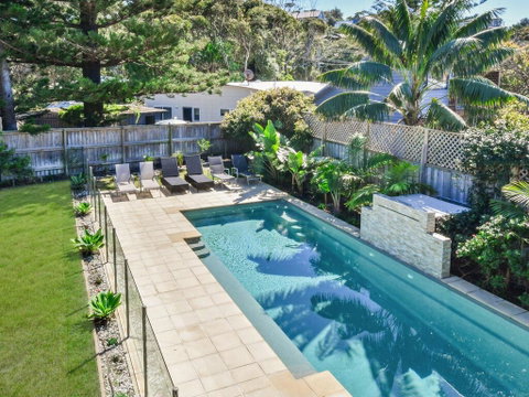 All 2 Heavenly - Accommodation in Brisbane 0
