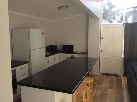 Alpha Centauri Townhouses - Accommodation in Brisbane 3