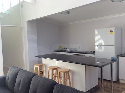 Alpha Centauri Townhouses - Accommodation in Brisbane 2