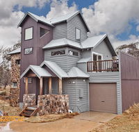 Alyeska - Accommodation in Brisbane
