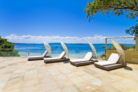Amarna Luxury Beach Resort - Accommodation in Brisbane 0