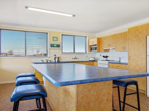 Amazing Aspects - Perched Above Tilbury Cove - Accommodation in Brisbane 2
