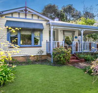 Ambrose Cottage Front Apartment - Accommodation in Brisbane