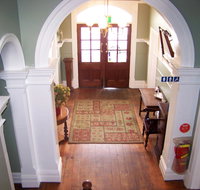 Anchorage Seafront Hotel - Accommodation in Brisbane